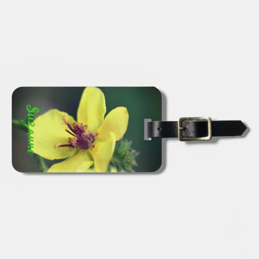 繊細な黄色の野パーソナライズされた花 ラゲッジタグ (正面横)