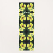 繊細な黄色の野草の抽象芸術 パーソナライズされた ヨガマット (正面)