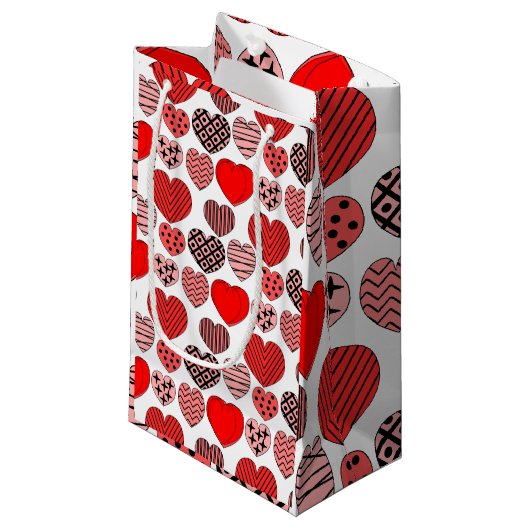 繰り返しハート スモールペーパーバッグ (正面アングル)