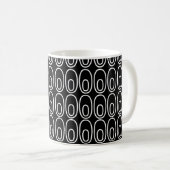 繰り返し黒い楕円形のコーヒーマグ コーヒーマグカップ (正面右)