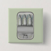 缶詰のイワシ 缶バッジ (正面)