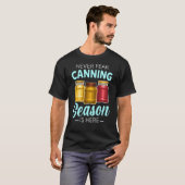 缶詰めの季節 缶詰め 自給自足 ガーデナー 保存食 Tシャツ (正面フル)