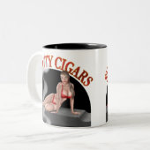 罪都市シガーの"ビキニの女の子"のマグ ツートーンマグカップ (正面左)