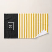 置かれるモノグラムのストライプなタオル-マスタードか白 バスタオルセット (ハンドタオル)