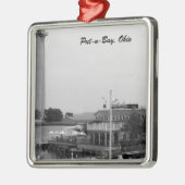 置n湾Keyesかペリー記念碑の写真のオーナメント メタルオーナメント (左)