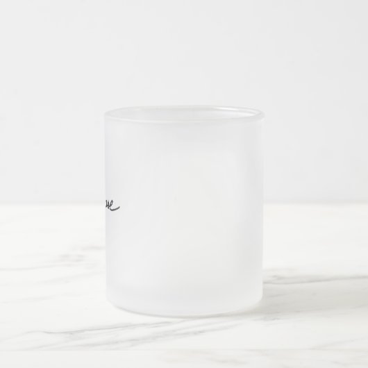 署名によって曇らされるマグ フロストグラスマグカップ (中央)