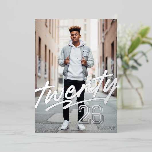 署名はっきりした卒業 | 写真男らしの卒業 箔招待状 (立ち正面)