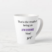 署名を持つ素晴らしお母さんの結果 カフェラテマグ (右アングル)