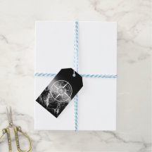 羅針星エンブレムモノグラムのドラマチックな山