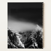 羅針星エンブレムモノグラムのドラマチックな山 プランナー手帳 (裏面)