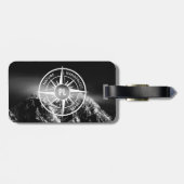羅針星エンブレムモノグラムのドラマチックな山 ラゲッジタグ (裏面横)