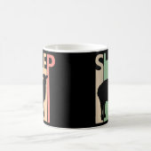 羊のおもしろい衣装 コーヒーマグカップ (中央)