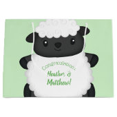 羊の赤ちゃんシャワーファーム ラージペーパーバッグ (正面)