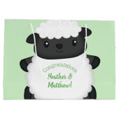 羊の赤ちゃんシャワーファーム ラージペーパーバッグ (裏面)