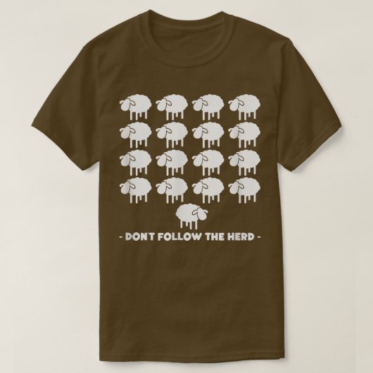 羊の農家後を追はHerd農場動物 Tシャツ (デザイン正面)