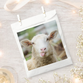 羊は舌を出す フェイバーバッグ