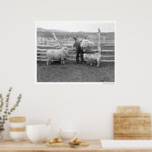 羊毛の束を持ち上げる少年 ポスター (キッチン)