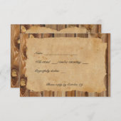 羊皮紙の封筒が付いている木によってずたずたに裂かれるハートのrsvp 出欠カード (正面/裏面)