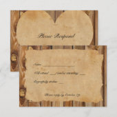 羊皮紙の封筒が付いている木製のハートのrsvp 出欠カード (正面/裏面)