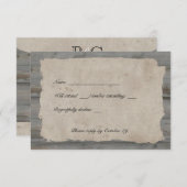 羊皮紙の封筒が付いている木製の素朴な国のrsvp 出欠カード (正面/裏面)