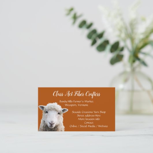 羊顔ウールヤーンファイバーアーツクラフトショップ 名刺 (スタンド正面)