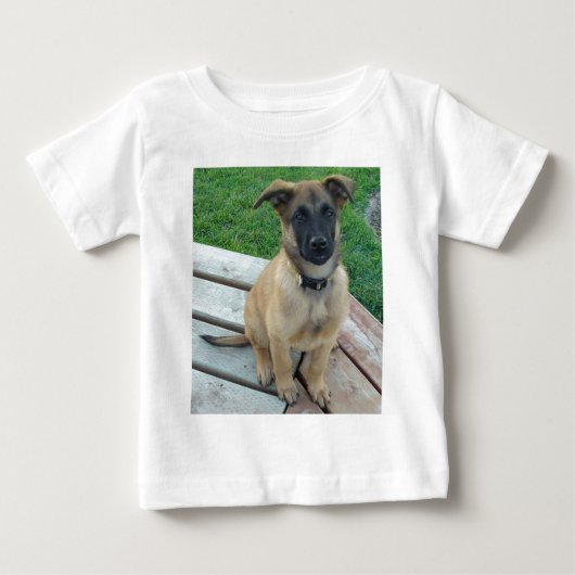 羊飼いのMalinoisベルギーの犬 ベビーTシャツ (正面)