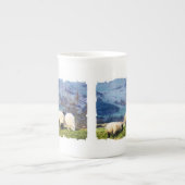 羊 ボーンチャイナマグカップ (正面)