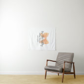 美しいお誕生日オレンジ色の蝶ネクタイ名前日付シンプル タペストリー (インサイチュ(横))