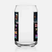 美しいが飲み物のホルダーの目に入る ガラス缶 (左)