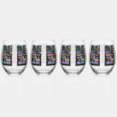 美しいが飲み物のホルダーの目に入る ステムなしワイングラス (右)