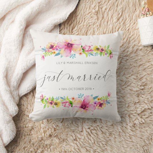 美しいたった今結婚しました結婚ズ|装飾用クッション クッション (ブランケット)