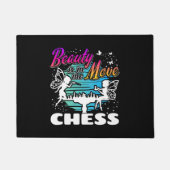 美しいの移動 – 女子チェスプレーヤー ドアマット (正面)