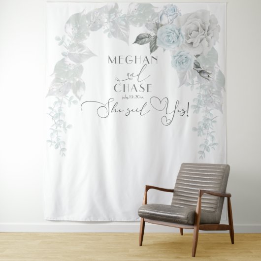 美しいアイスブルーとホワイトのローズアーチ タペストリー (インサイチュ)