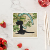 美しいアイリッシュダンサー、シャムロックと馬蹄形 スタンダードカクテルナプキン (インサイチュ)