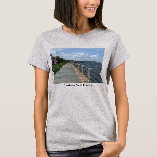 美しいウォーターフロントウォークウェイTシャツ Tシャツ (正面)