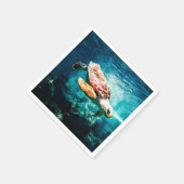 美しいウミガメ海水中イメージ スタンダードカクテルナプキン (角)