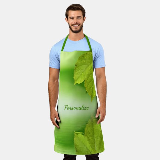 美しいエレガント緑の葉風景 エプロン (着用した状態)