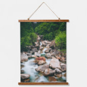 美しいカスケード春 吊り下げ型タペストリー (正面)