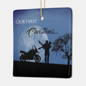 美しいカップル初めてのクリスマスのバイクラブ セラミックオーナメント (左)