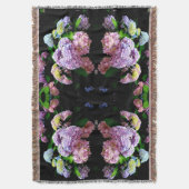 美しいカラフルアジサイのピンク紫の青 スローブランケット (正面縦)