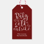 美しいクリスマスの休日の外で赤ちゃんの寒さ ギフトタグ (正面)