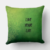 美しいグリーンマンダラと引用文 クッション (裏面)