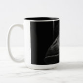 美しいゴリラの霊長目 ツートーンマグカップ (左)