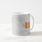 美しいサロン名金ゴールド銅大理石モノグラム コーヒーマグカップ (正面右)