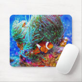 美しいサンゴ礁とピエロ魚 マウスパッド (マウス)