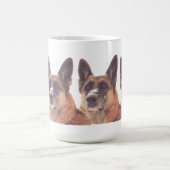 美しいジャーマン・シェパードのコーヒー・マグ コーヒーマグカップ (中央)