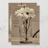 美しいセピア色のメーソンジャー及びデイジーのブライダルシャワー 招待状 (正面/裏面)