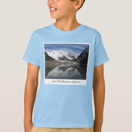 美しいセロ・トーレ、パタゴニア、山の景色 Tシャツ