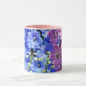 美しいデルピニウムの花 マグカップ (中央)