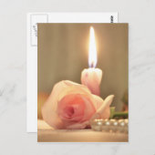 美しいトリートメントピンクのバラとロウソク ポストカード (正面/裏面)